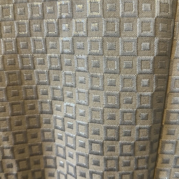 Banana republic Lovely cream dress with metallic sheen to it. NWTs size 6 - Picture 6 of 6